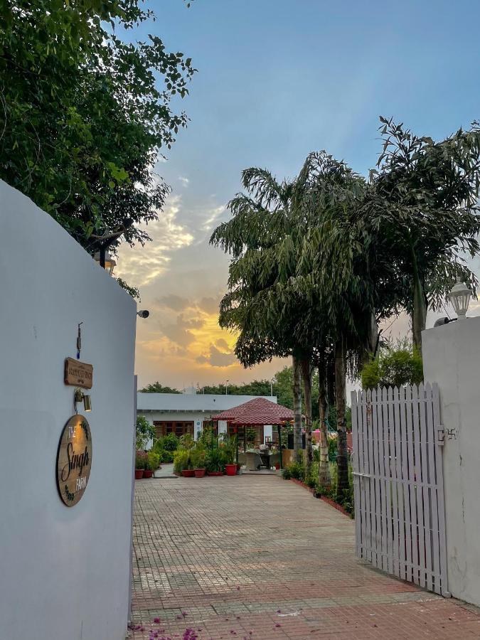The Singh Farm Cosy Private Pool Farm Villa Gurgaon Extérieur photo