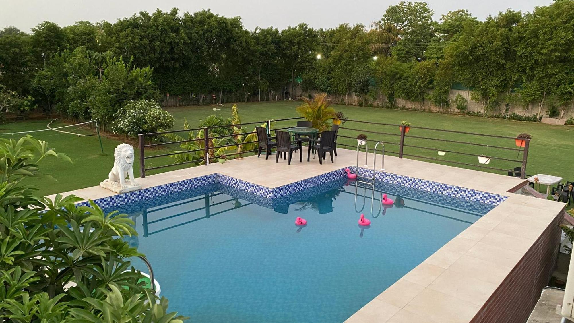 The Singh Farm Cosy Private Pool Farm Villa Gurgaon Extérieur photo